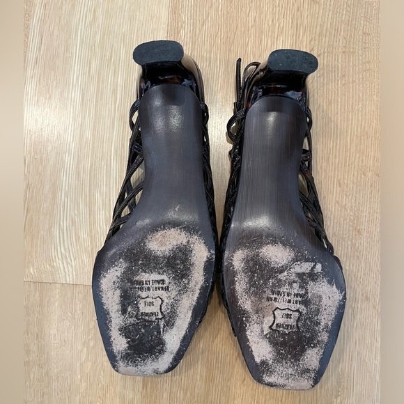 Stuart Weitzman “Tangle”, Cognac sandals. - Picture 5 of 5